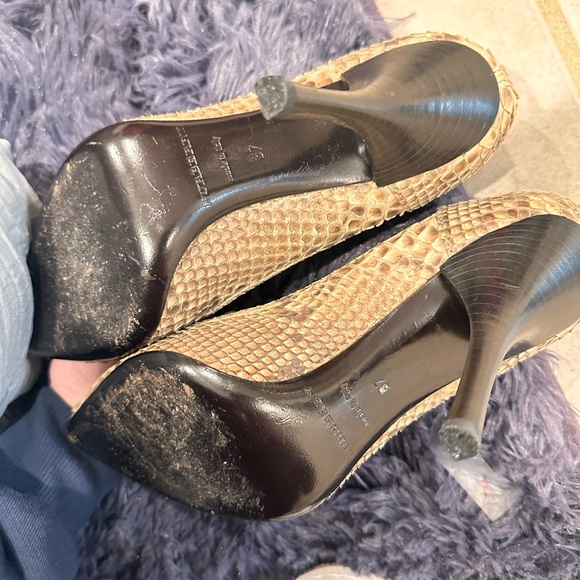 Burberry Snakeskin Patterned High Heels (37) - Picture 14 of 15